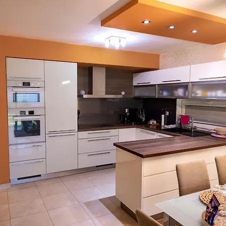 Dom So Záhradou Casa de Férias *